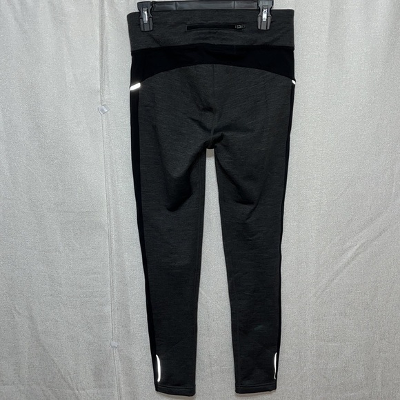 Athleta powerlift warm training leggings. Reflective. Shaping waist. Size M - Picture 5 of 9